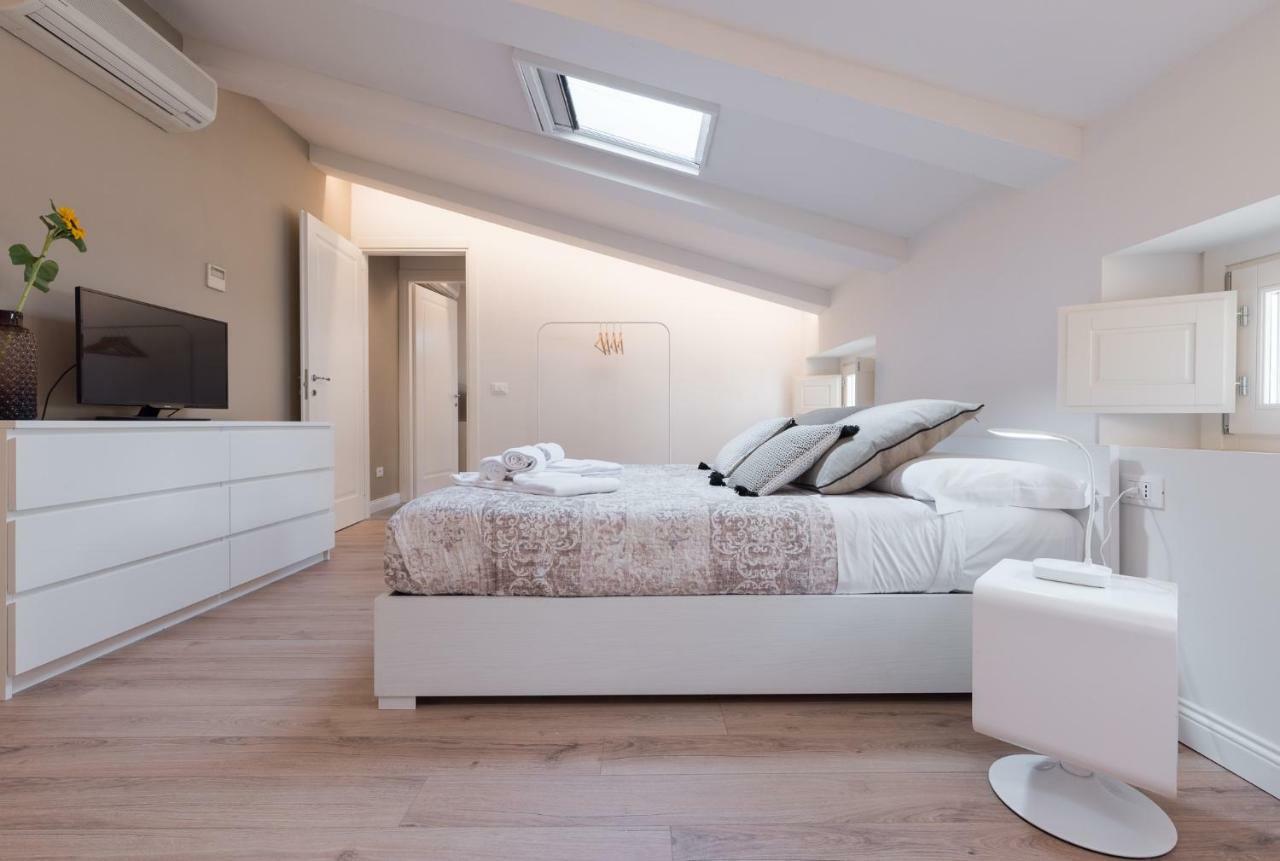 Luxury Apartment In City Center Florence Ngoại thất bức ảnh